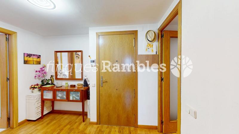 Foto 0e10aafb-a39f-42e9-af74-c5396dfd308f. Appartement avec chauffage parking dans Llevant Igualada