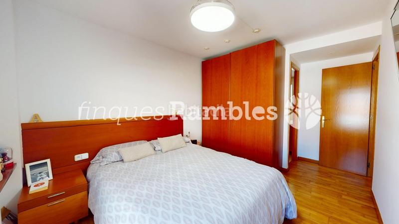 Foto 1297fd17-f830-4ebb-bf5e-68f25e99ba8c. Appartement avec chauffage parking dans Llevant Igualada