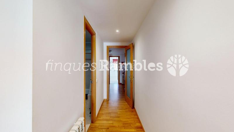 Foto b2ddcd32-9933-440b-8eab-2574516e4d10. Appartement avec chauffage parking dans Llevant Igualada
