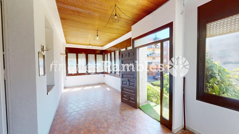 Foto 11844668-9cea-4219-ba40-0a23db0021b9. Casa amb aparcament a Masquefa