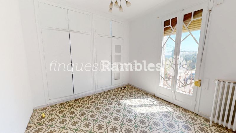 Foto cfc81808-7b5d-4f69-89de-4d4414d24ef1. Casa amb aparcament a Masquefa