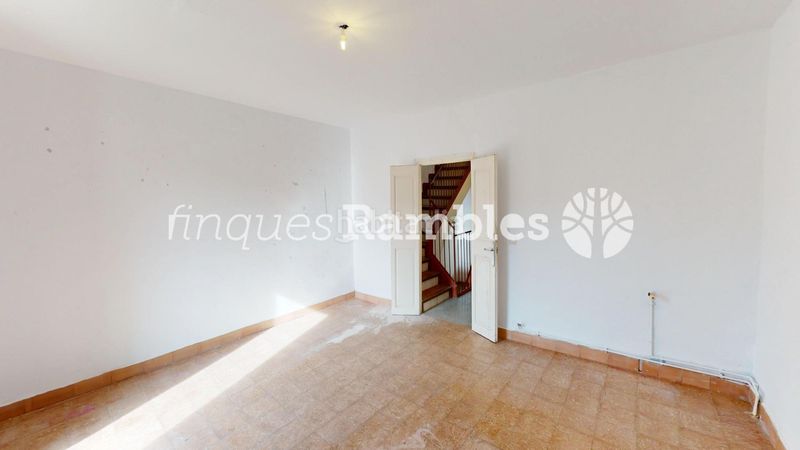 Foto 5070d25a-68c0-4210-84ce-34599dff1d7c. Casa amb calefacció a Capellades