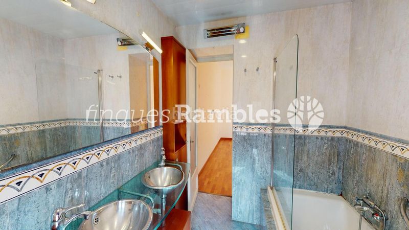 Foto 9de435b3-d636-4c46-8beb-5209d1627ef3. Casa amb calefacció a Capellades