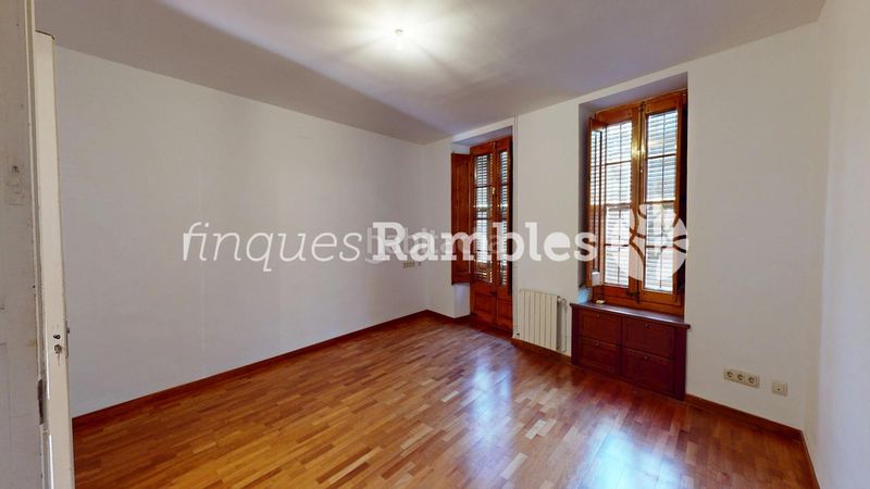 Foto e084d0cb-7146-406c-86d7-ead124a271dc. Casa amb calefacció a Capellades