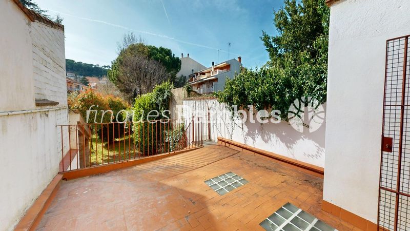 Foto e3b5fa73-16dd-491a-8ca0-b9af35040fb3. Casa a Capellades