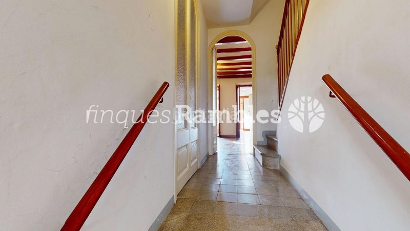 Foto e8a5e45c-56bb-4715-b4a0-83df5842a40f. Casa amb calefacció a Capellades