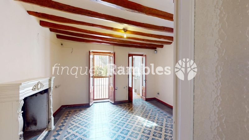 Foto f68432e8-0ca4-4c5b-88b5-4d1aead28291. Casa amb calefacció a Capellades