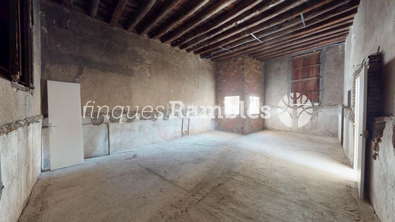 Foto 96383a88-b804-4582-87f1-70e633d830d0. Pis a Centre Igualada