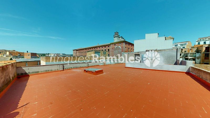 Foto c914a49f-13b7-4752-80d4-2cd39f44f93a. Pis a Centre Igualada