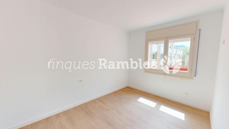 Foto 03469291-09c5-409e-a68e-91062d3bff7a. Pis a Centre Igualada