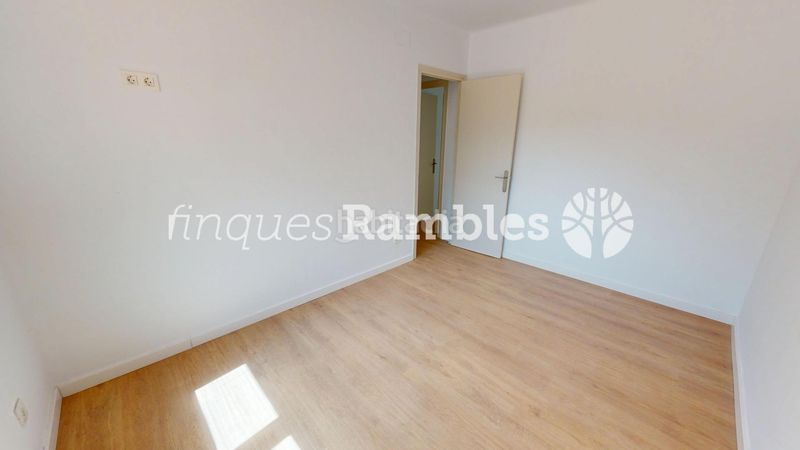 Foto 190c7f99-276e-452a-a9cd-344579b67d34. Pis a Centre Igualada