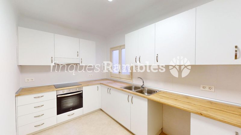 Foto 3c35b255-9cf6-4380-a4ad-3dad97fe868e. Pis a Centre Igualada