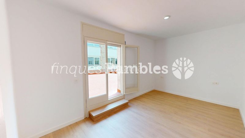 Foto 518c8cb7-afa5-43ea-b0fa-4083f9e41dfb. Pis a Centre Igualada