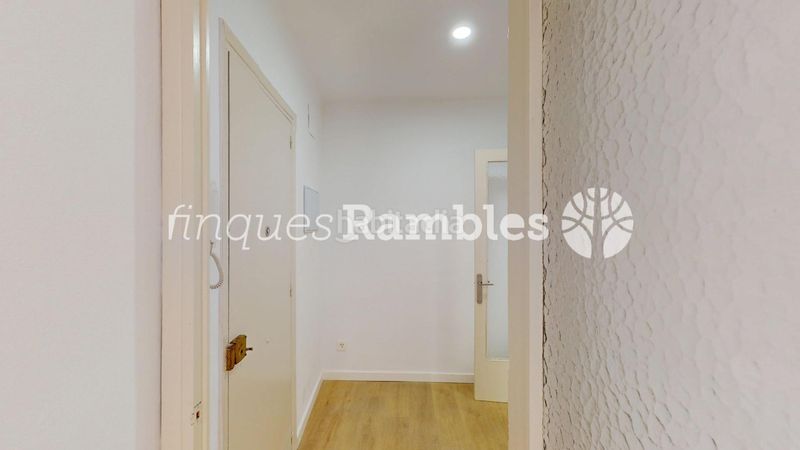 Foto b697cdba-d65d-4783-a086-d43b9d67ab28. Pis a Centre Igualada