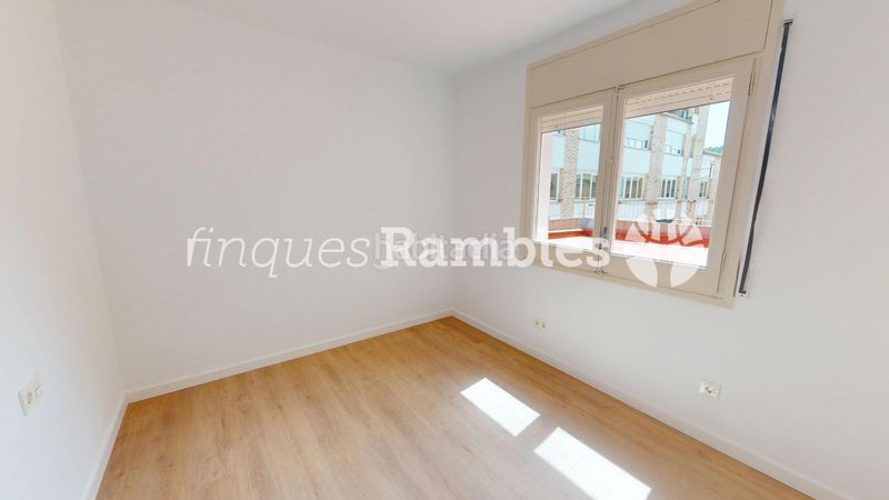 Foto dace4249-724e-48be-9846-3697f9909b48. Pis a Centre Igualada