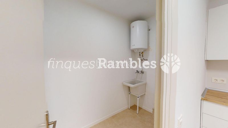 Foto e288b1fa-3ec7-4e17-9c33-fd47985055ef. Pis a Centre Igualada