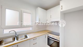 Appartement à Centre. Pis totalment reformat, a punt per entrarhi a viure!
