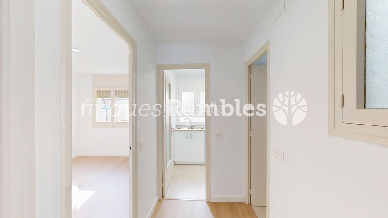 Foto 90a96cd8-53bc-42f6-b5eb-f625dc30be94. Pis a Centre Igualada