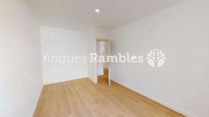 Foto a1b6ab73-9206-4aea-ac32-5bc0dc2c2588. Pis a Centre Igualada