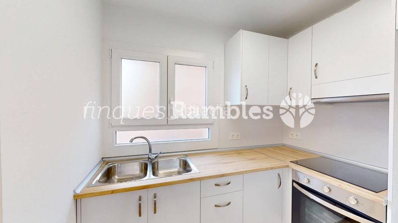 Foto ffd15c1d-4a71-4b79-8625-f26ecf3ad5c0. Pis a Centre Igualada