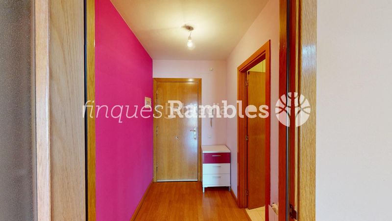 Foto 6616d1ed-6e3a-4b10-9a24-40837c35b300. Pis a Centre Igualada
