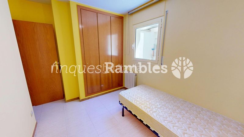 Foto ea48bdf6-5d20-4ecd-9b43-e7521e16103f. Pis a Centre Igualada