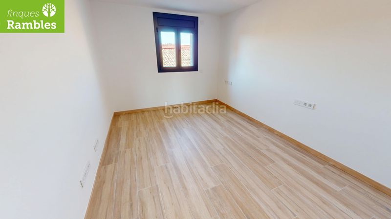 Foto 15e36c54-0969-4674-b9d8-8fcc4e1b76c1. Flat 90m<sup>2</sup> in carrer del pare mariano 1 in Centre Igualada
