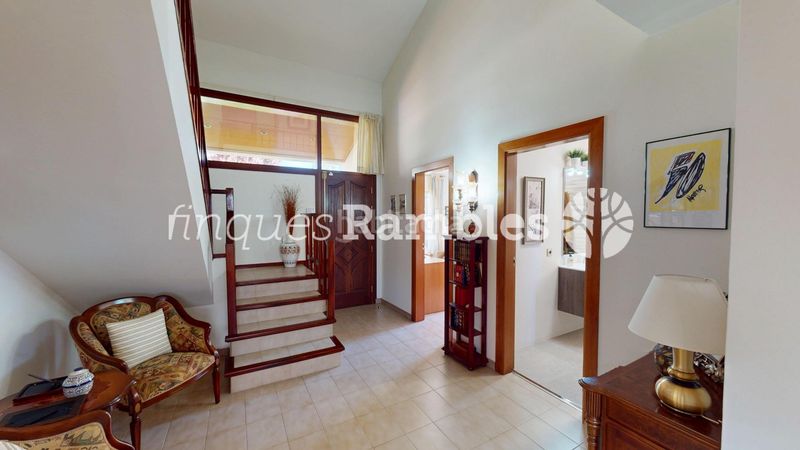 Foto 8b523531-5b16-4357-81b6-5a4aa979f9e4. Casa amb calefacció aparcament a Capellades