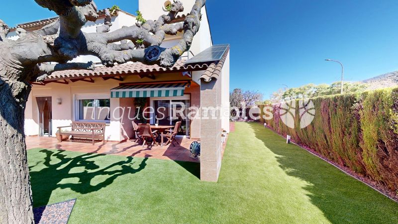Foto b8fec7e9-5cc2-4501-ac62-0f28370b03cc. Casa amb calefacció aparcament a Capellades