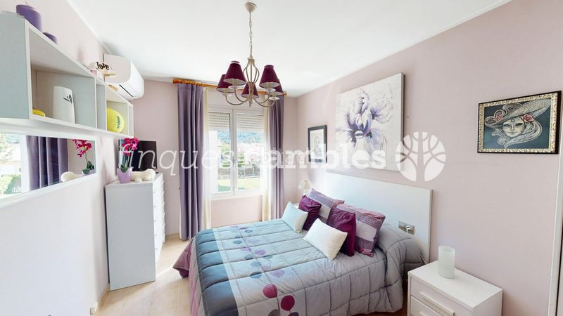 Foto bfa6f45e-bd09-437c-bd49-950976c9d480. Casa amb calefacció aparcament a Capellades