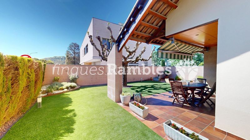 Foto c1d93ecf-28b7-48d5-b346-de034e15e05d. Casa amb calefacció aparcament a Capellades