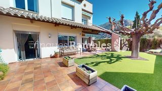 Haus in Capellades. Gran oportunitat a capellades. casa impecable amb jardí