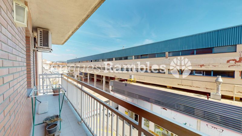 Foto 33eb4d6f-c327-4313-8ab1-b4bc5cd3c5b8. Pis a Centre Igualada