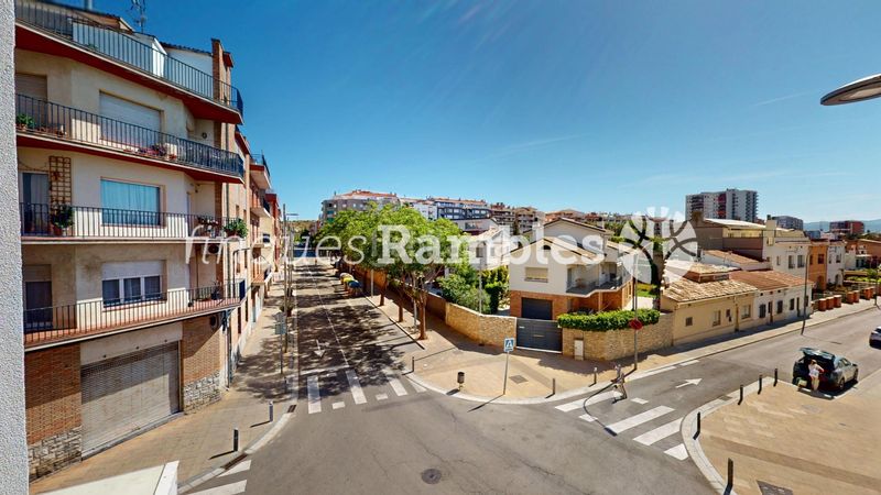 Foto c0dff387-22e5-4dd2-97ed-f0fff9330b6b. Pis amb calefacció aparcament a Ponent - Set Camins Igualada