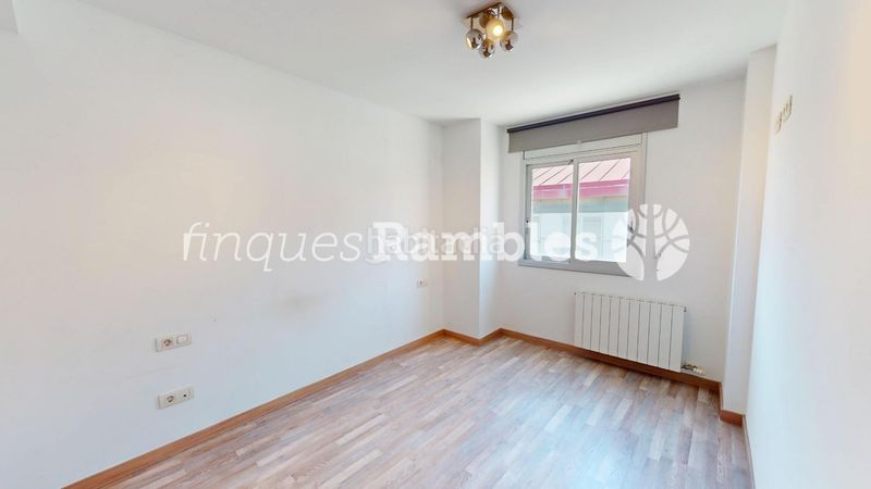Foto 84165cd3-4371-4d2b-a1d2-fab99294c7aa. Pis amb calefacció aparcament a Òdena