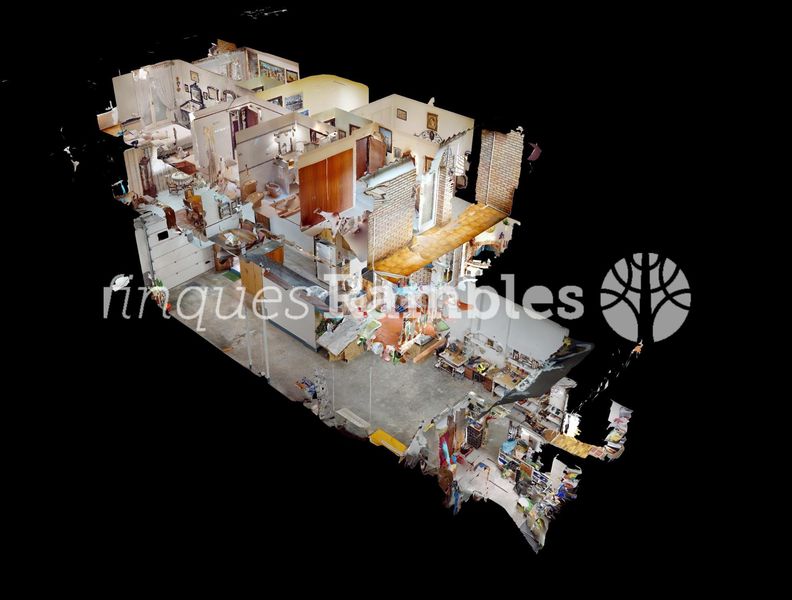 Foto b1b8bcfe-1047-425b-8a66-da0bb3f6af3c. Casa amb calefacció aparcament a Poble Sec Igualada