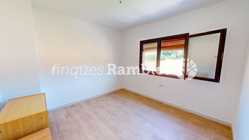 Foto 02a7a7eb-770d-48c3-ac44-d7b824d14af4. Casa amb aparcament a Piles (Les)