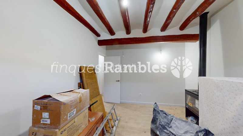Foto 515c8214-90a3-426c-b7f6-cceb1283c038. Casa amb aparcament a Piles (Les)