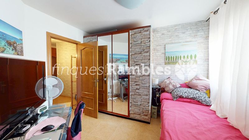 Foto c7ab9ee9-9a23-44ad-93ae-6ae8b40b24c3. Pis amb calefacció a Ponent - Set Camins Igualada