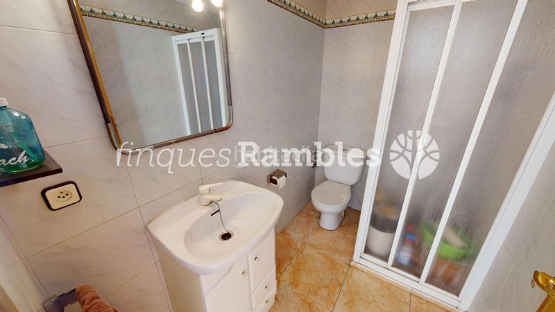 Foto 54589113-34e1-4ffa-8147-85a914fb9e9d. Casa adossada amb calefacció aparcament a Les Comes Igualada
