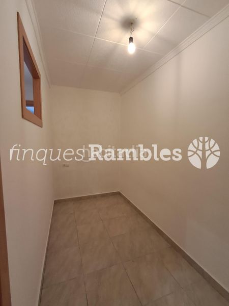 Foto 607f2172-42a3-40f3-858f-4fc4c9a9afd8. Pis a Llevant Igualada