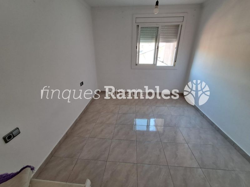 Foto d7f6df95-1b8a-4159-99c6-e77a9a9bb634. Pis a Llevant Igualada