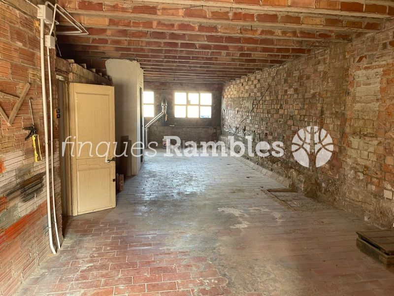Foto 0be1f00b-dd7a-4019-a789-dfc58a92cea6. Casa amb aparcament a Prats de Rei (Els)