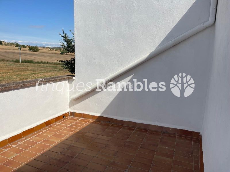 Foto 44c88369-7d9d-43b2-9cf5-db694ab5d5ed. Casa amb aparcament a Prats de Rei (Els)