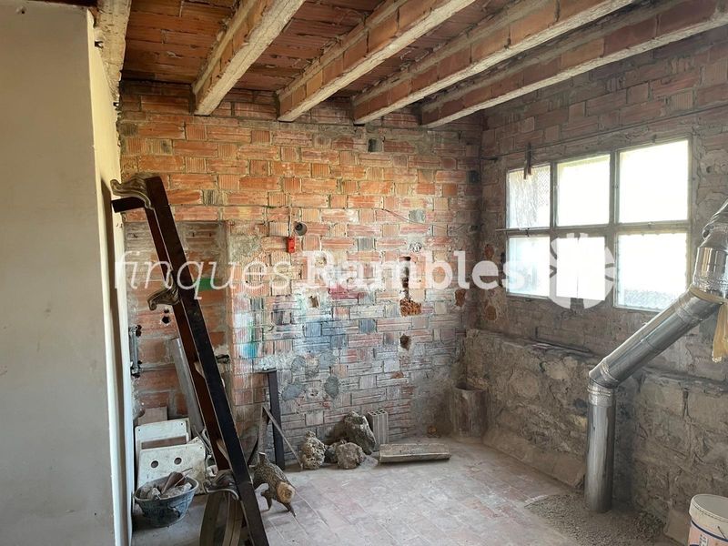 Foto 4e905861-1ac6-4f60-a629-4edf9c0674e5. Casa amb aparcament a Prats de Rei (Els)