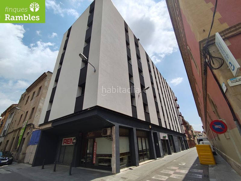 Foto a02e5b70-fac2-4f94-9aeb-644c19517e60. Flat 90m<sup>2</sup> in carrer del pare mariano 1 in Centre Igualada