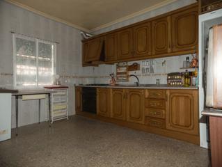 Casa adossada a Moraleda de Zafayona. Descubre tu comodidad y privacidad en esta espectacular casa con