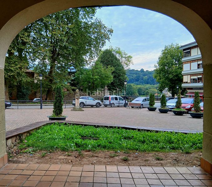 Foto 70d4a43f-f6d6-4488-940a-20606b370ba5. Local comercial a plaza la colina 2 a Selaya