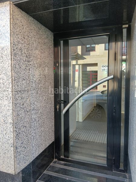 Foto 69dd82bb-5003-48f0-af6f-2c70df0879e0. Rent business premise in avenida los rosales 51 in Santa María de Cayón