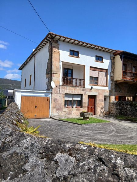 Foto c4de64c5-ad3b-4d6f-b4f2-648940b3f4ca. Casa a argomilla diseminado 37-35 a Santa María de Cayón